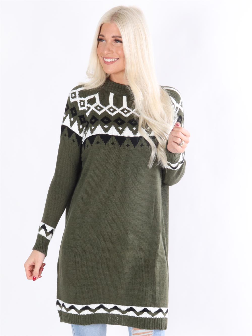 Rina - Stickad klänning med flerfärgat mönster